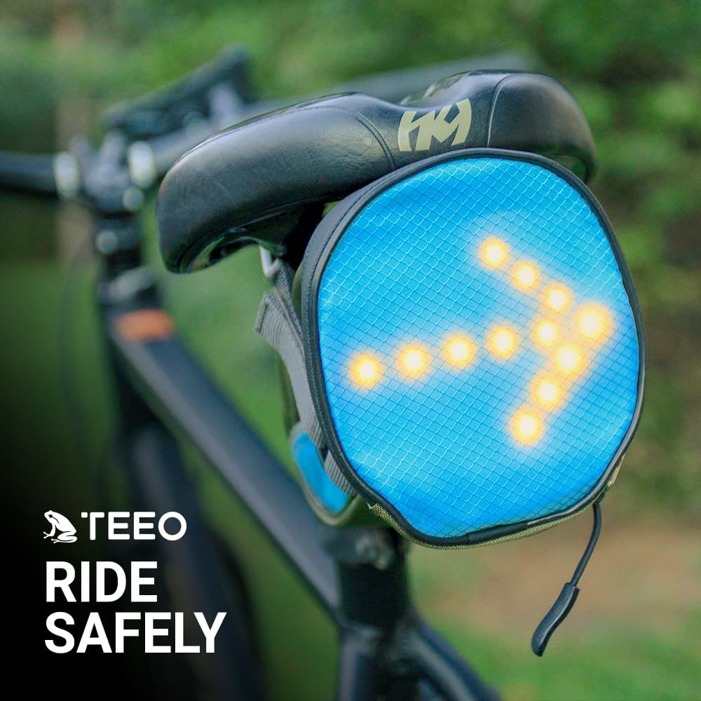 LED Bicycle Reflective Saddle Bag w/ Remote Control alternate